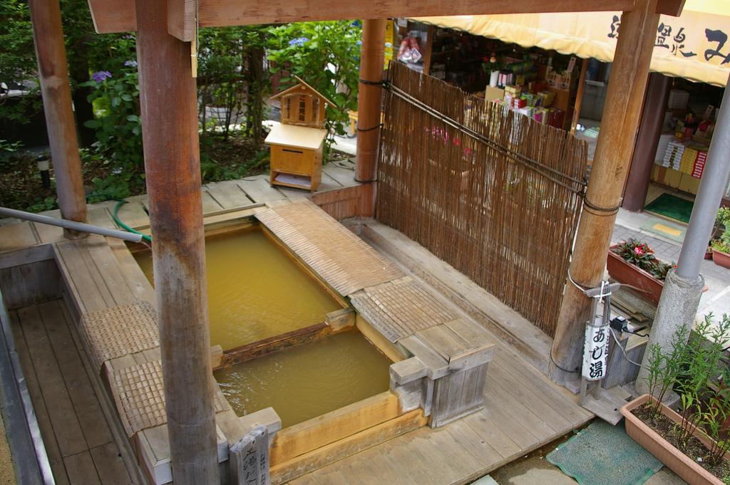 Nozaru Onsen Hostel Yamanouchi  Exterior photo